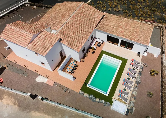 Casa vacanze In Fuerteventura With Private Pool La Oliva